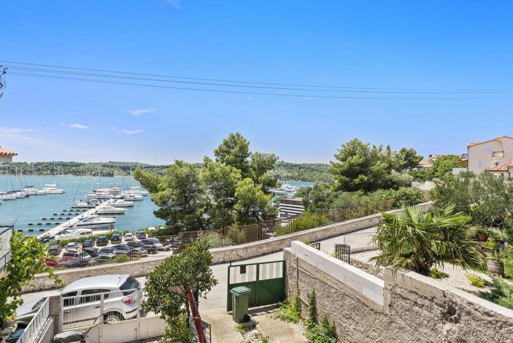 Apartments Tara, Sibenik - Mandalina 외부 사진