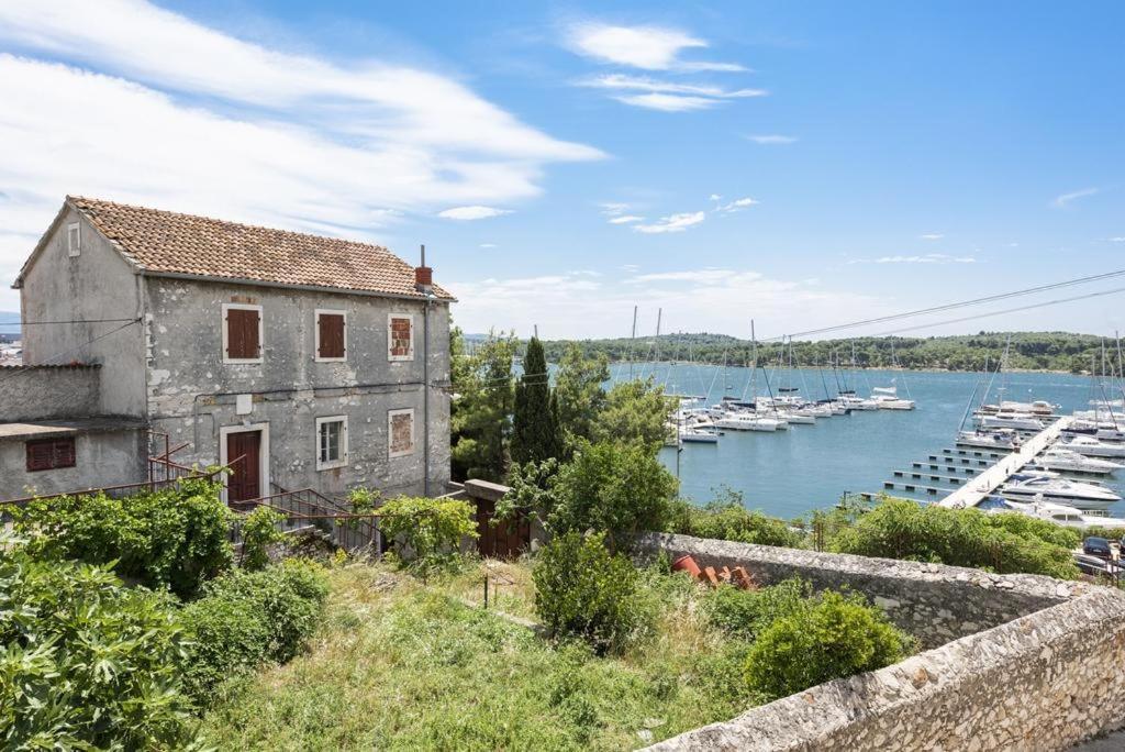 Apartments Tara, Sibenik - Mandalina 외부 사진